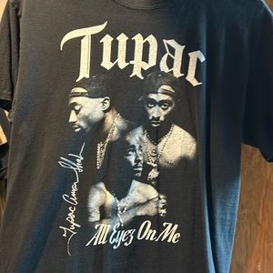 2Pac shirt